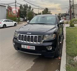 جیپ گراند شیرۆکی